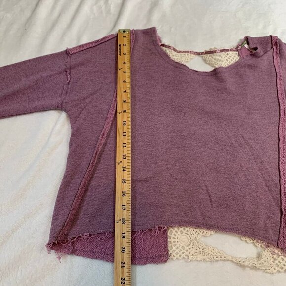 Free People dusty lilac open lace detail long sleeve crop length oversized shirt - Picture 9 of 9